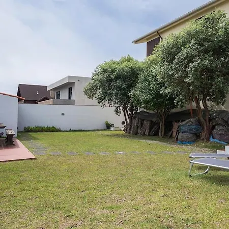 Villa Esmoriz's House Garden Beach