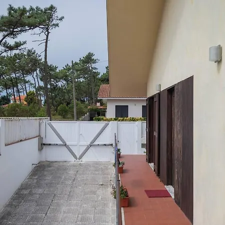 Villa Esmoriz's House Garden Beach